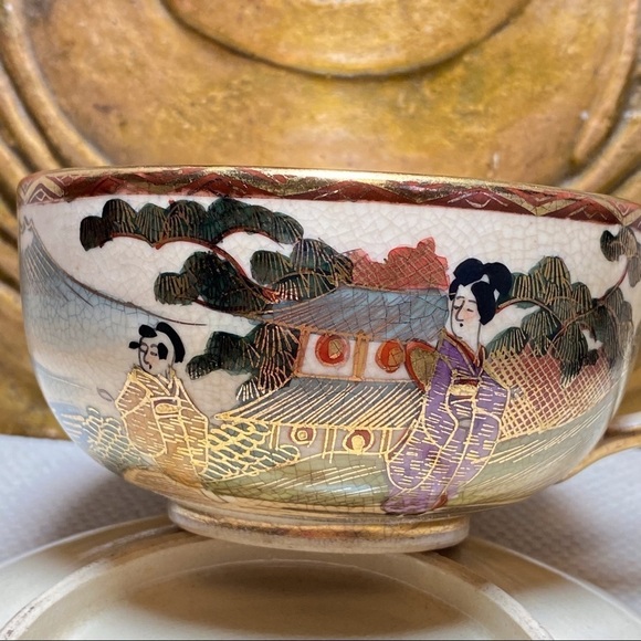 Antique Satsuma from Japan Meiji research: Vatican.com or eBay for more … - Picture 16 of 16